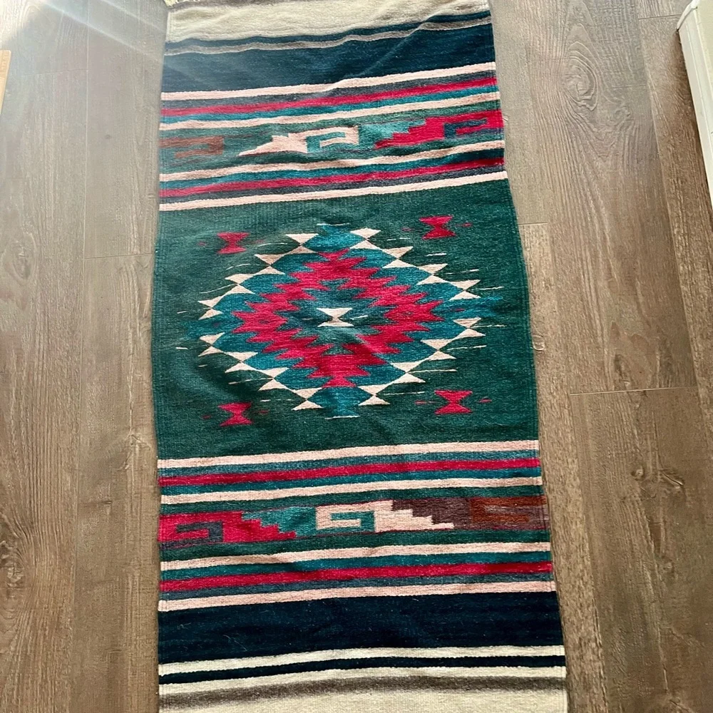 N/A vibrant rug